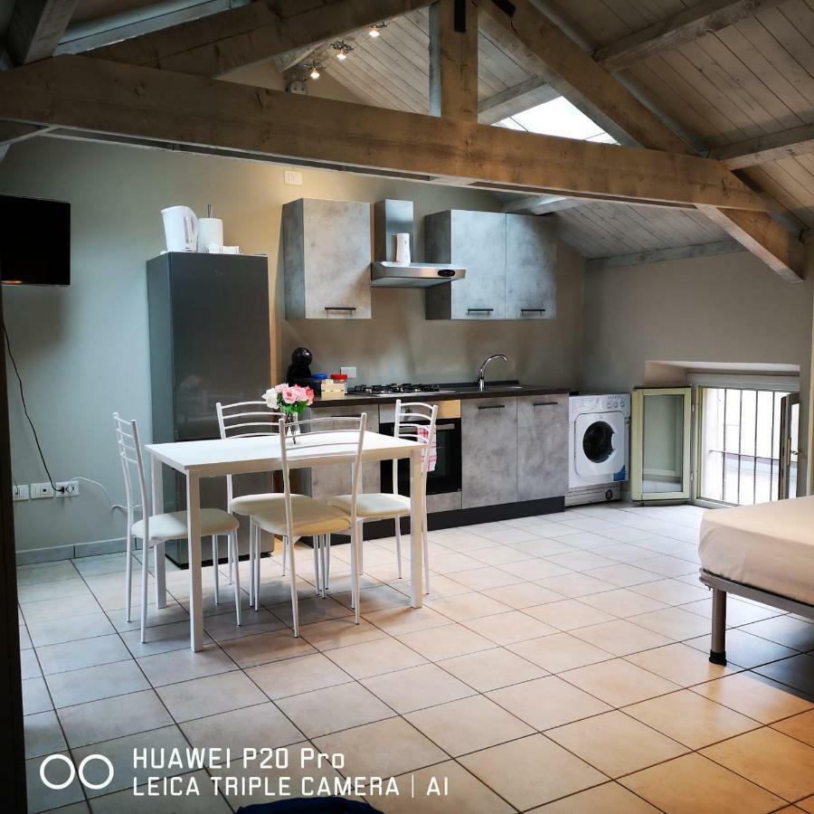 Cav Crystal By People Apartment อัสตี ภายนอก รูปภาพ